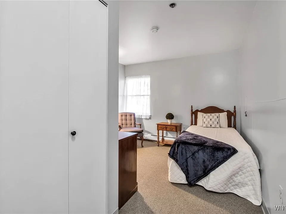 the-willows-adult-resident-room-2