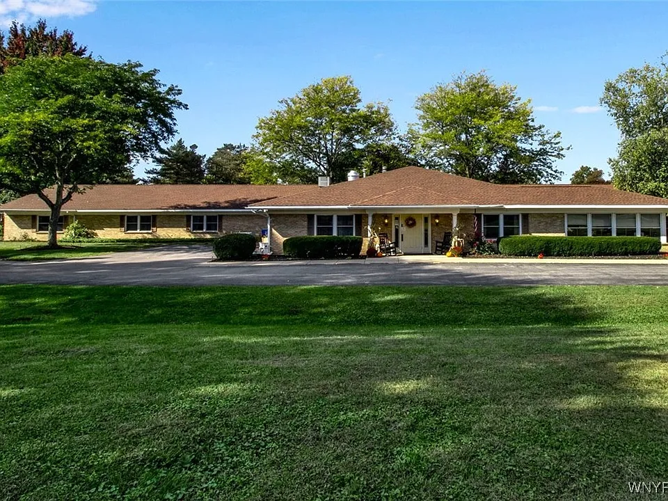 the-willows-adult-grounds